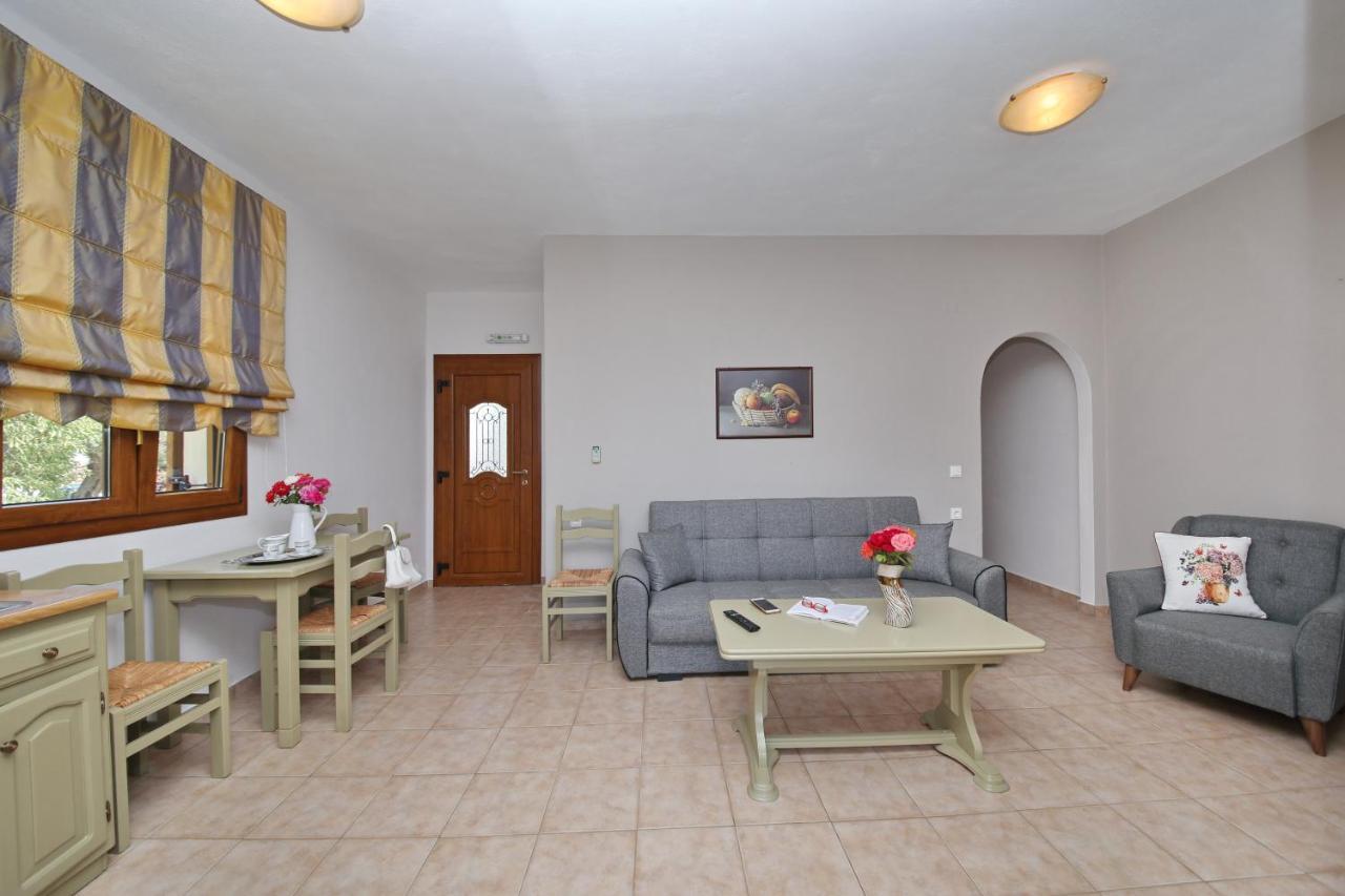Niki Apartments Panormos  Экстерьер фото