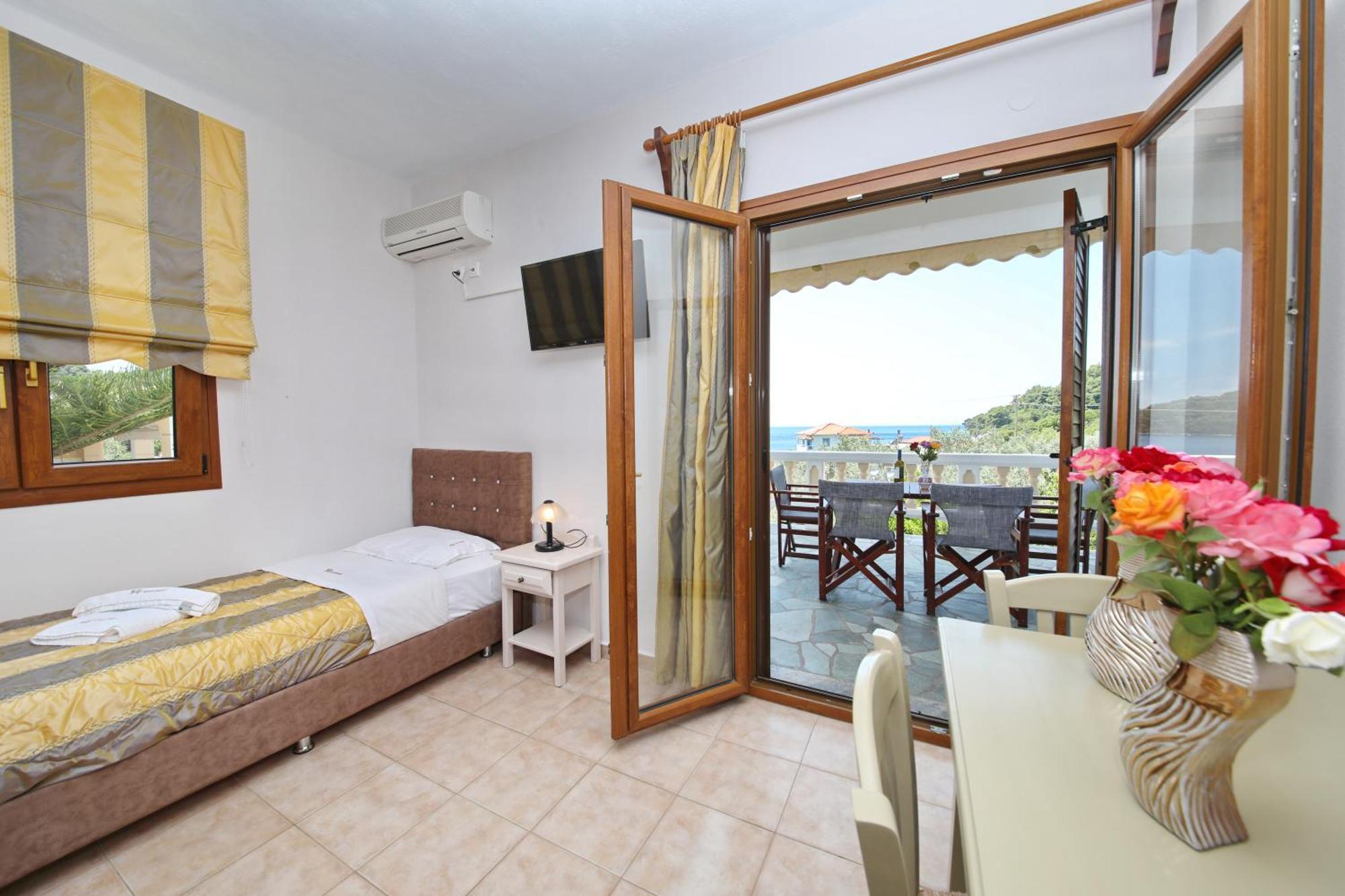 Niki Apartments Panormos  Экстерьер фото